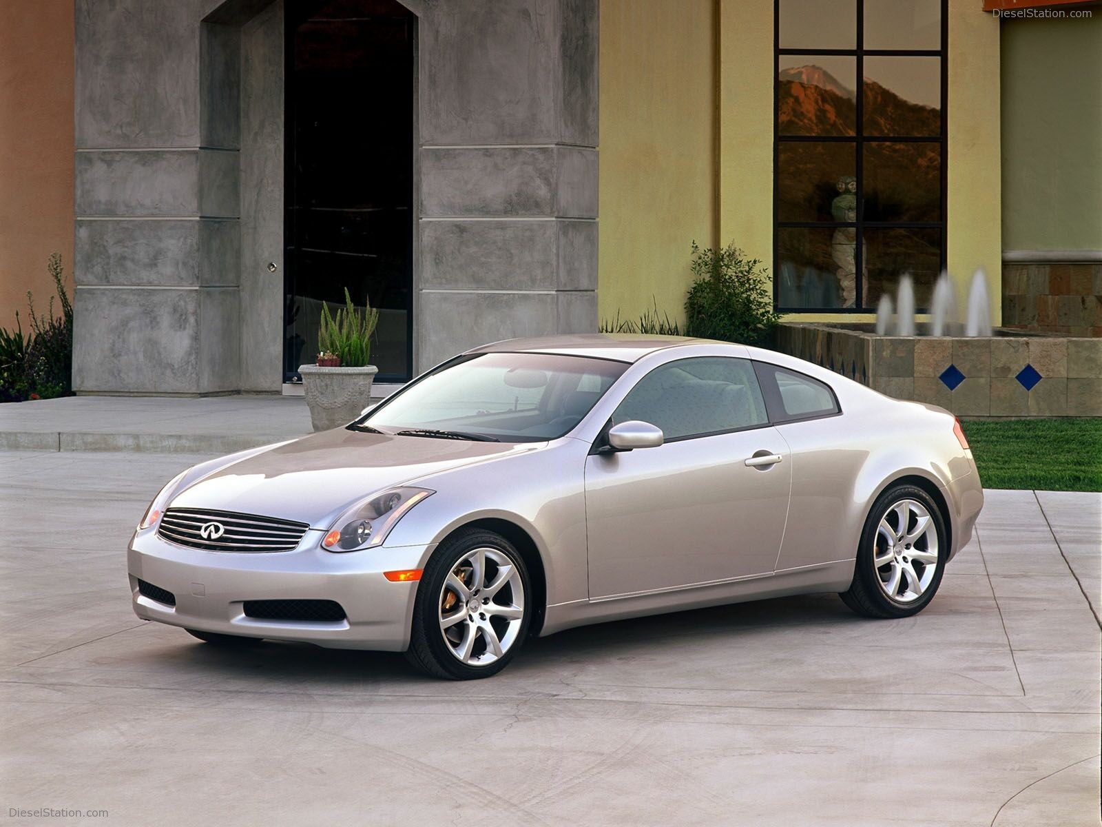 Nissan G35 Coupe